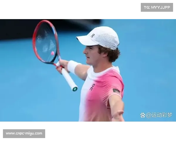 巴西新星丰塞卡斩获两座巡回赛冠军,新生代表现亮眼。 巴西新星丰塞卡斩获两座巡回赛冠军,新生代表现亮眼。