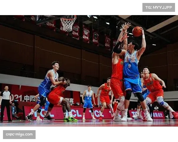 上海德比前的训练场:同城对手的战术保密与心理博弈